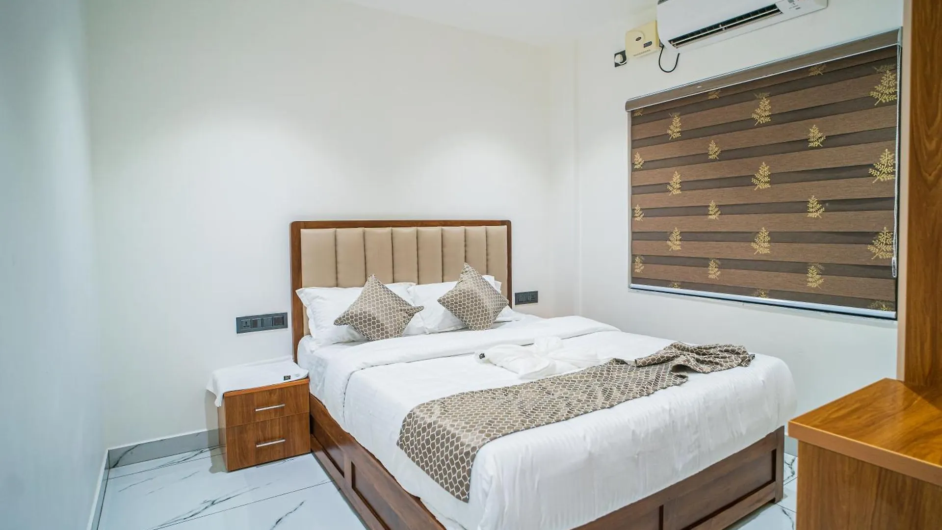 Dq Premium Apartments Kochi India