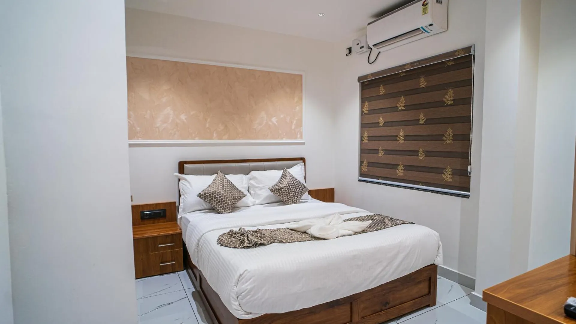 Dq Premium Apartments Kochi