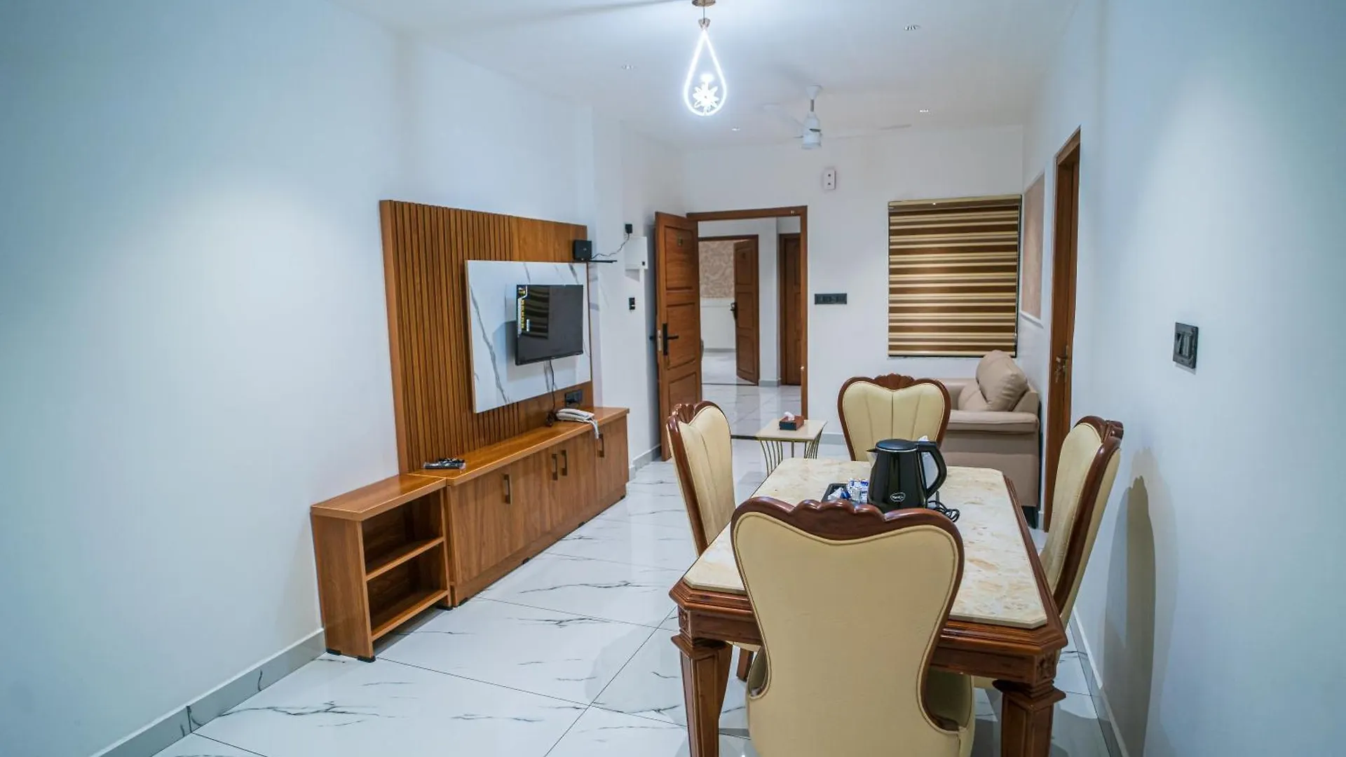 Dq Premium Apartments Kochi India
