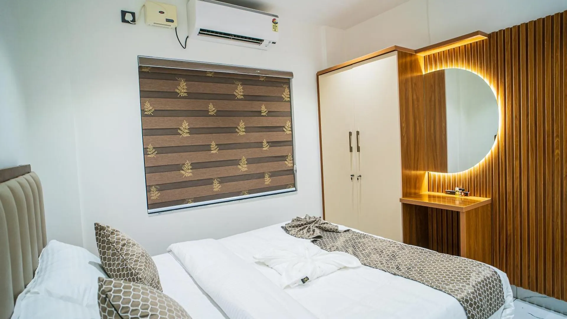 Dq Premium Apartments Kochi