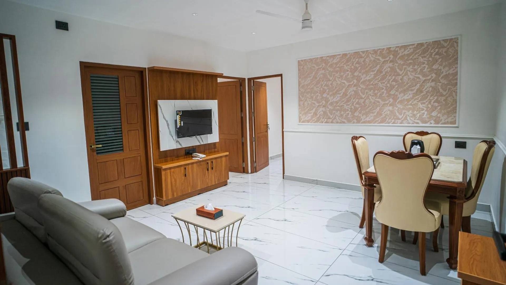 Dq Premium Apartments Kochi
