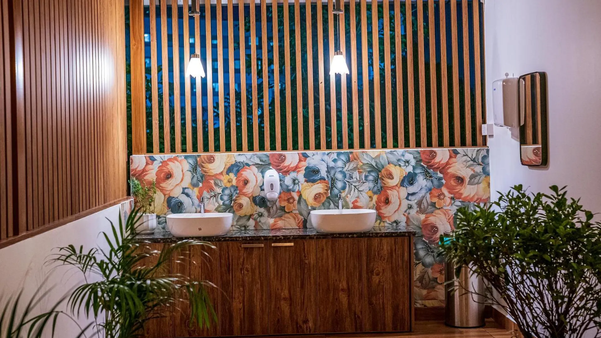 Dq Premium Apartments Kochi Ινδία